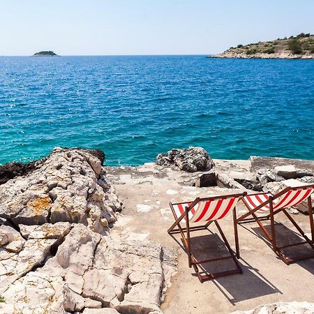 Apartments Dajna Vela Luka Bagian luar foto