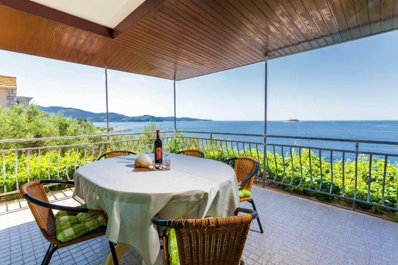 Apartments Dajna Vela Luka Bagian luar foto