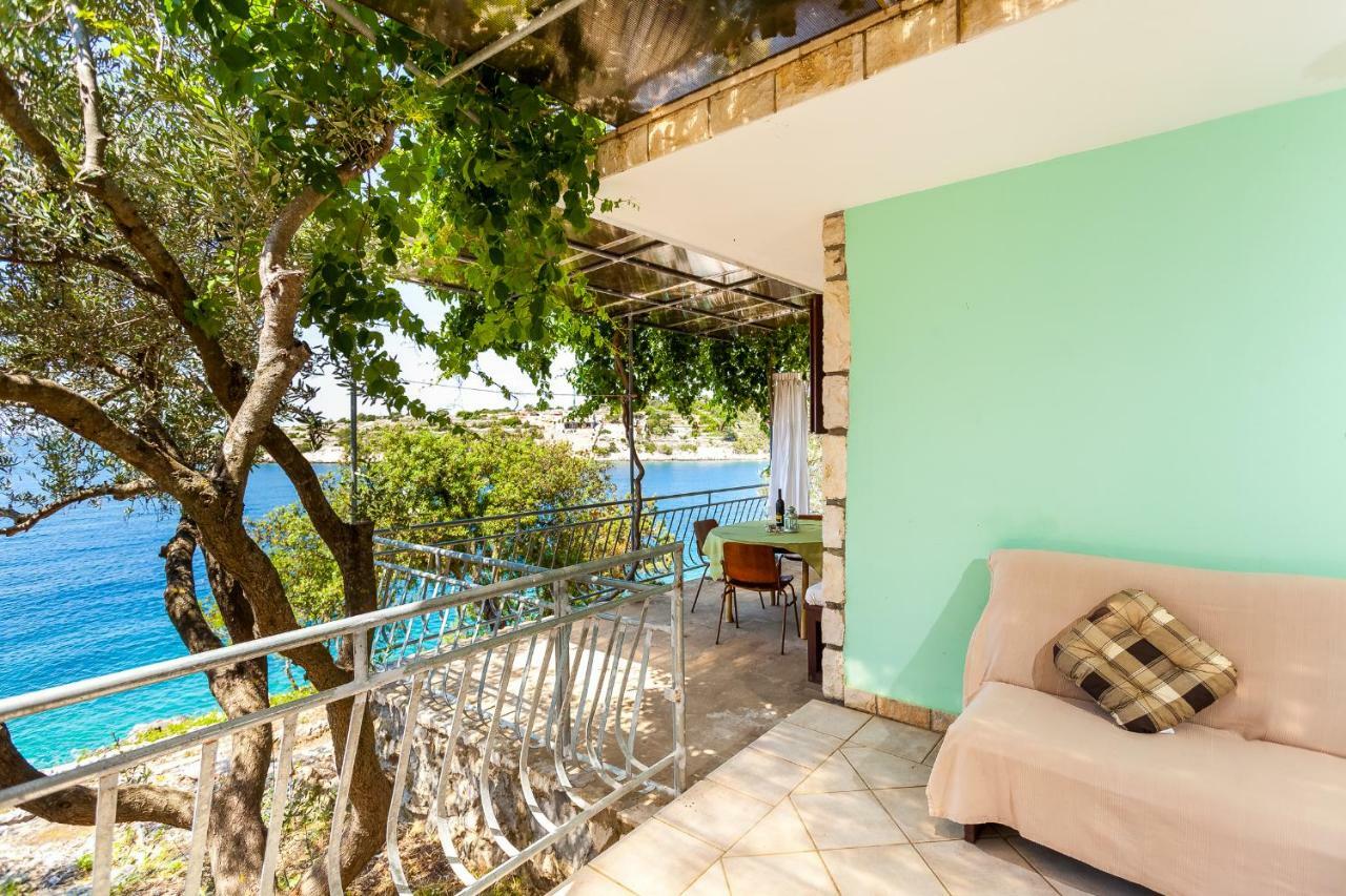 Apartments Dajna Vela Luka Bagian luar foto