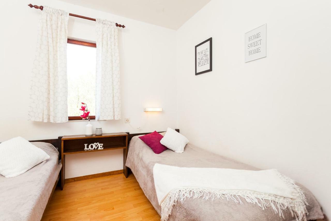 Apartments Dajna Vela Luka Bagian luar foto