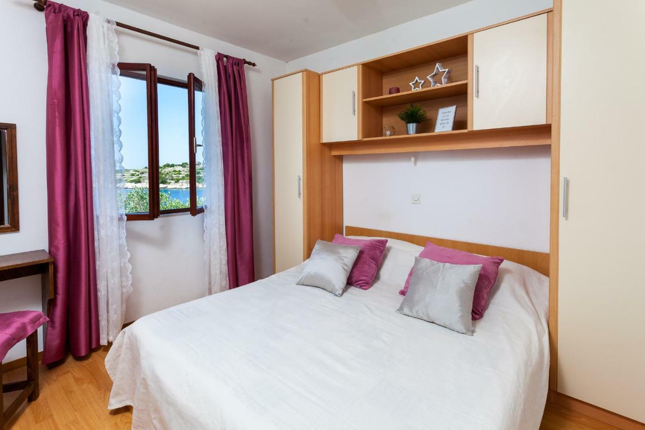 Apartments Dajna Vela Luka Bagian luar foto