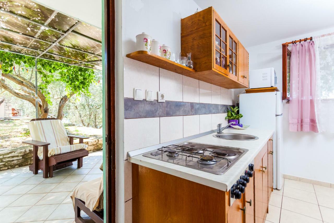 Apartments Dajna Vela Luka Bagian luar foto