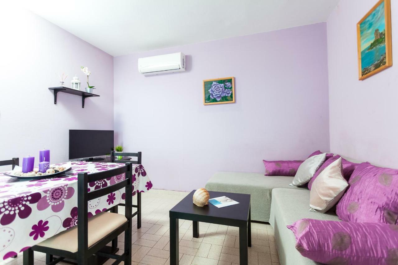 Apartments Dajna Vela Luka Bagian luar foto