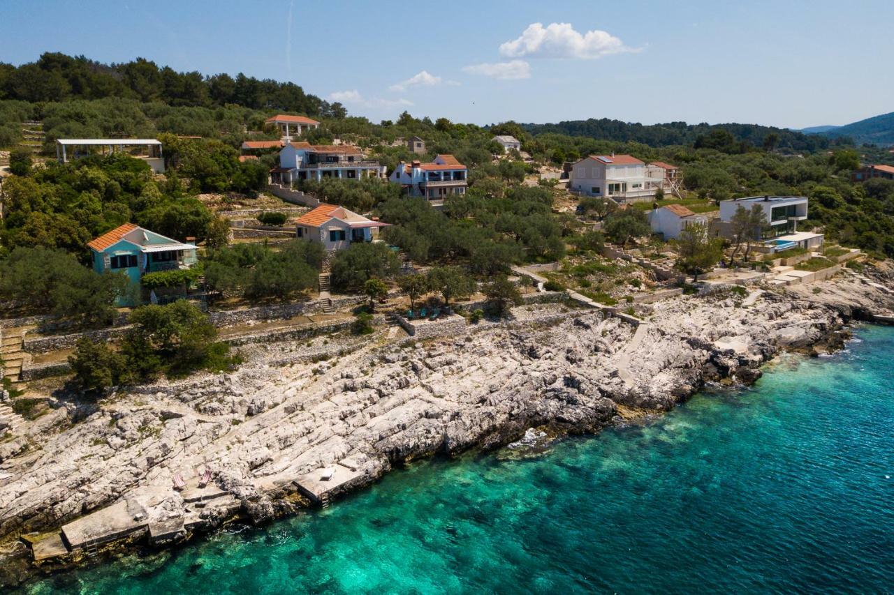 Apartments Dajna Vela Luka Bagian luar foto